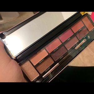 Profusion eyeshadow palette